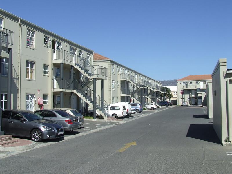 To Let 2 Bedroom Property for Rent in Guldenland Western Cape